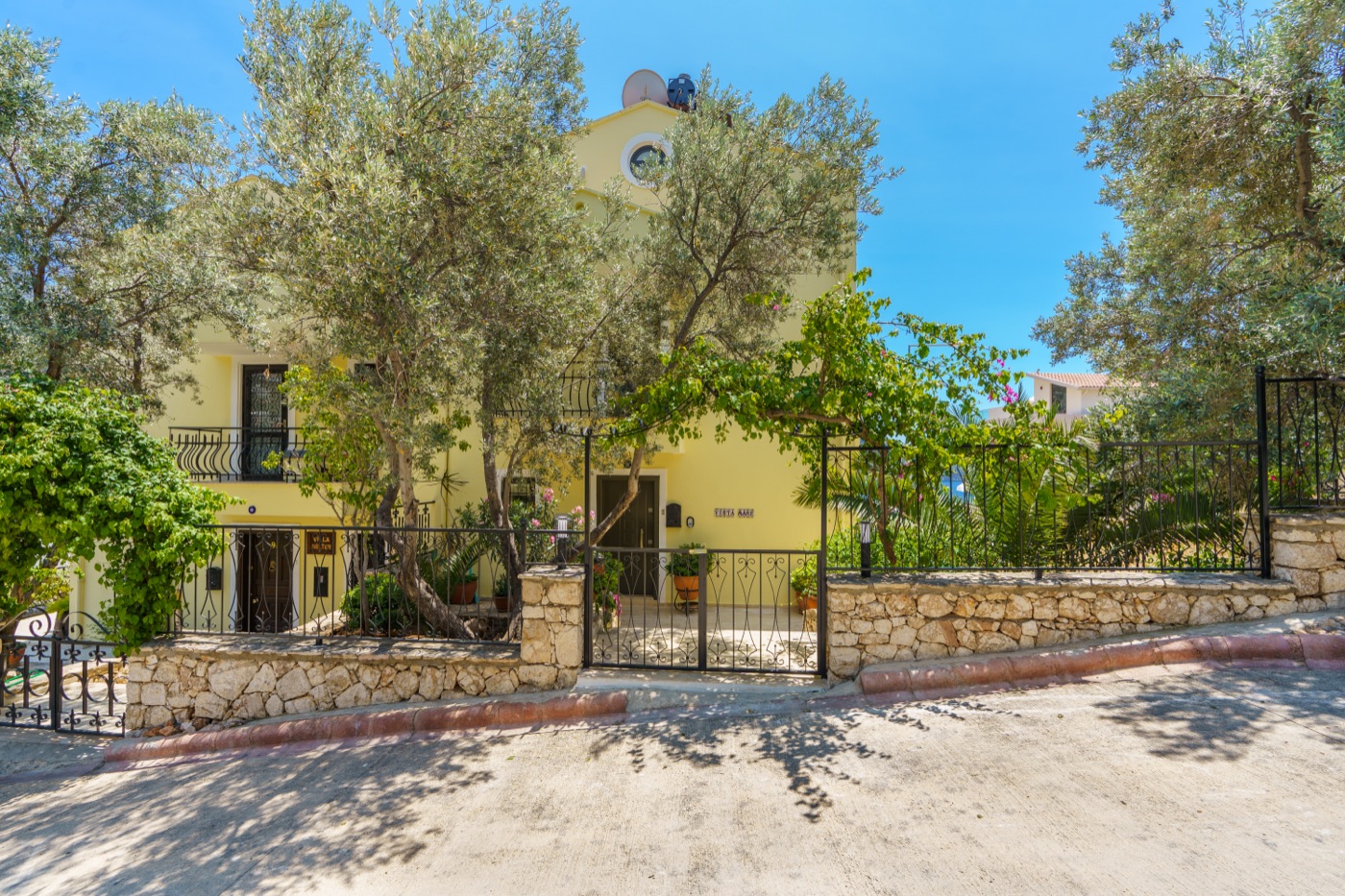 Villa Vista Mare Exterior View